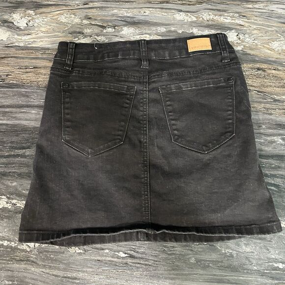 Judy Blue Womens Mini Skirt Small Black Distressed Stretch Logo Denim - Picture 2 of 10